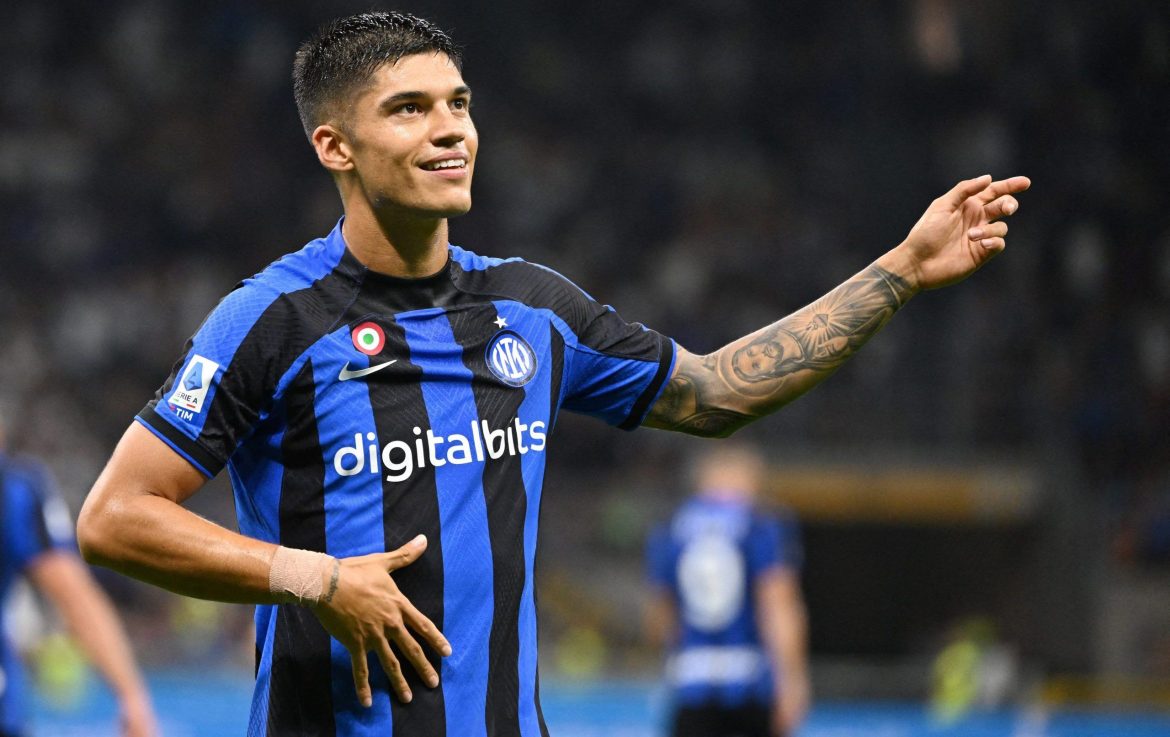 Leeds: Imagine Joaquin Correa & Rodrigo