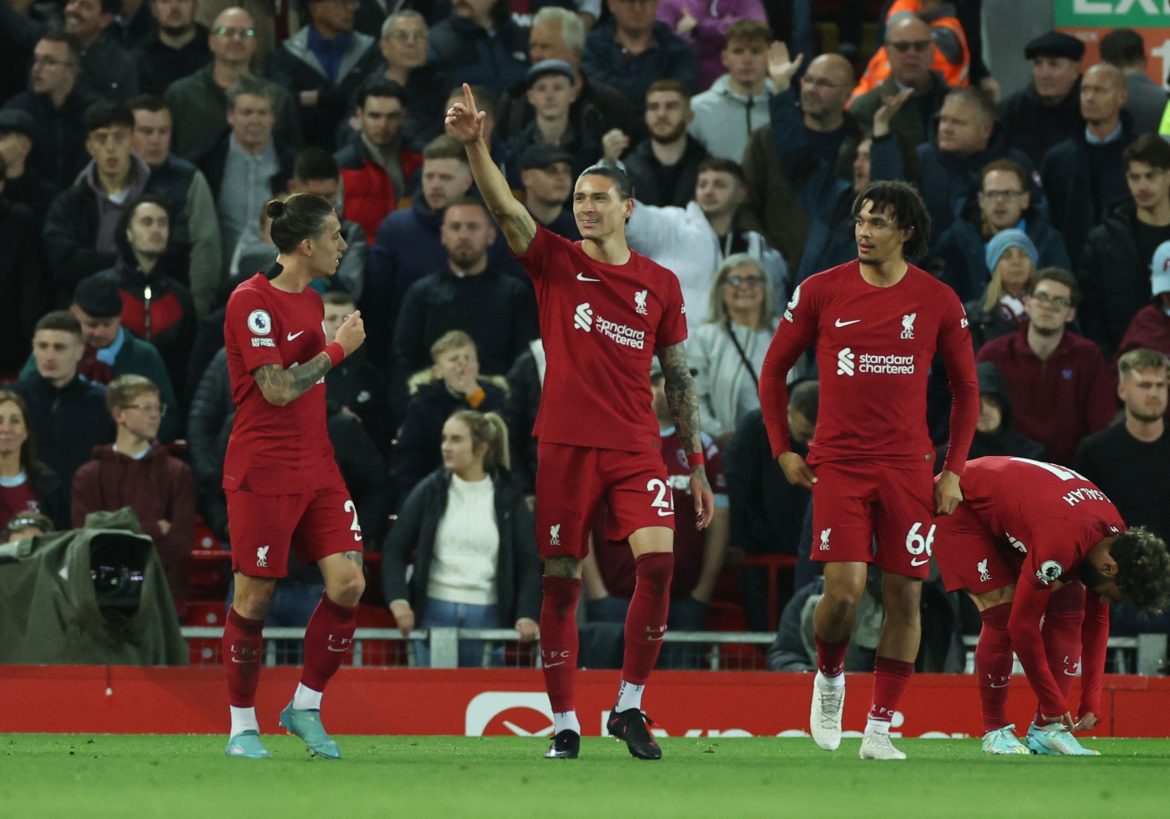 Liverpool suffer injury doubt on Nunez