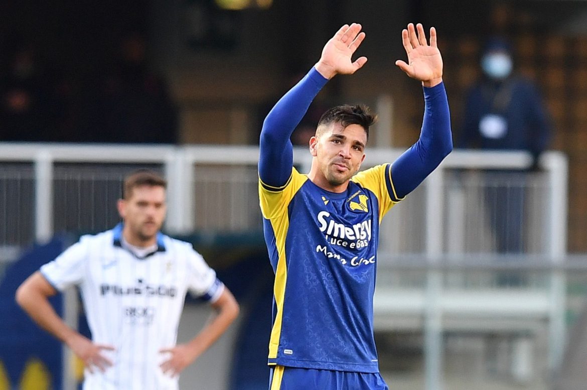 West Ham plotting move for Giovanni Simeone