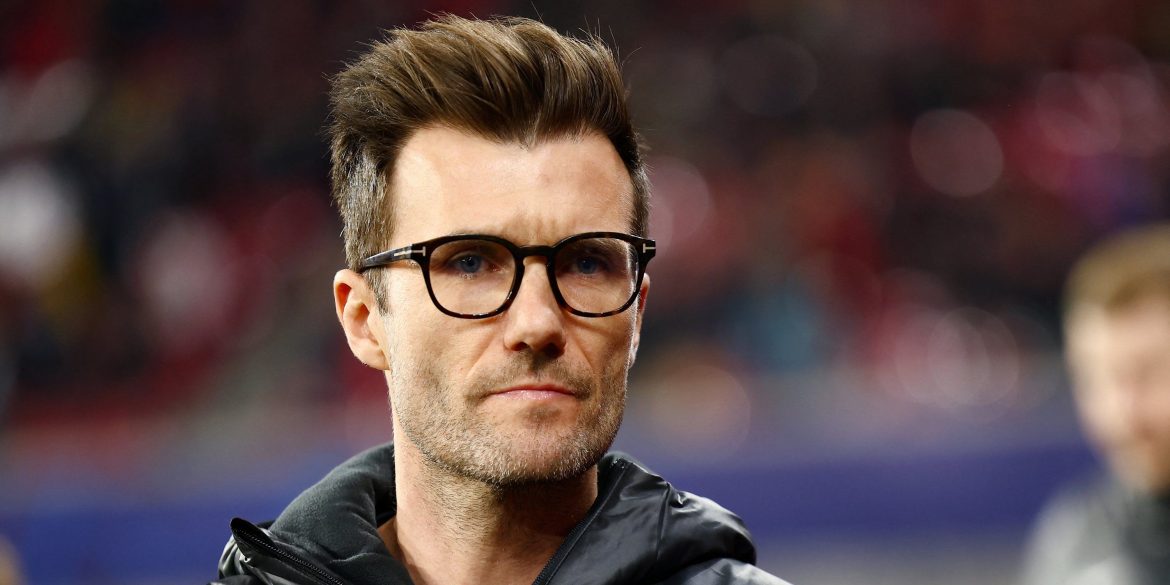 Rangers now eyeing 48 year-old manager who wants to bring 4-4-2 to Ibrox